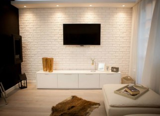 Biala_cegla_w_salonie (1)
