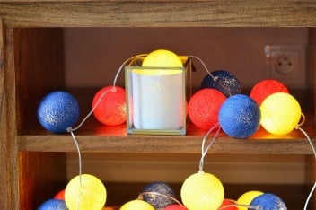 Fantastyczne Cotton Ball Lights