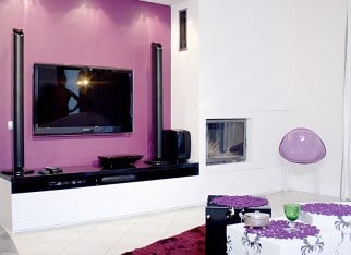 Kominek_w_salonie_aranzacja_salonu_z_kominkiem (8)