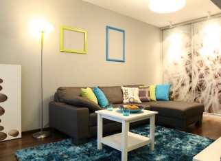 Kolorowy_dywan_w_salonie (4)