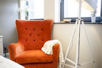 Nowoczesne lampy podłogowe do salonu