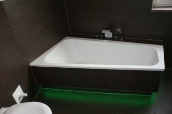 Oświetlenie LED w łazience. Aranżacje łazienek z oświetleniem ledowym