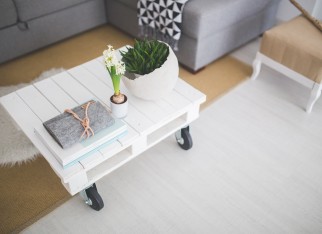 table-791584_1920