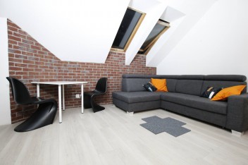 Sofa Wajnert w 421 odcinku Dekoratorni