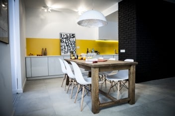 Żółta ściana w kuchni